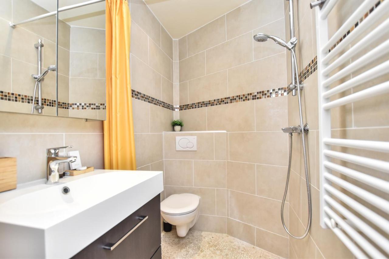 Апартаменты Charming 1Br-4P - Eiffel Tower - Trocadero Париж Экстерьер фото